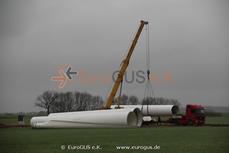 Beladung des ersten LKW