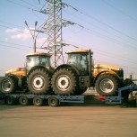 Spezialtransport von Traktoren und Mähdreschern – Landmaschinentransporte